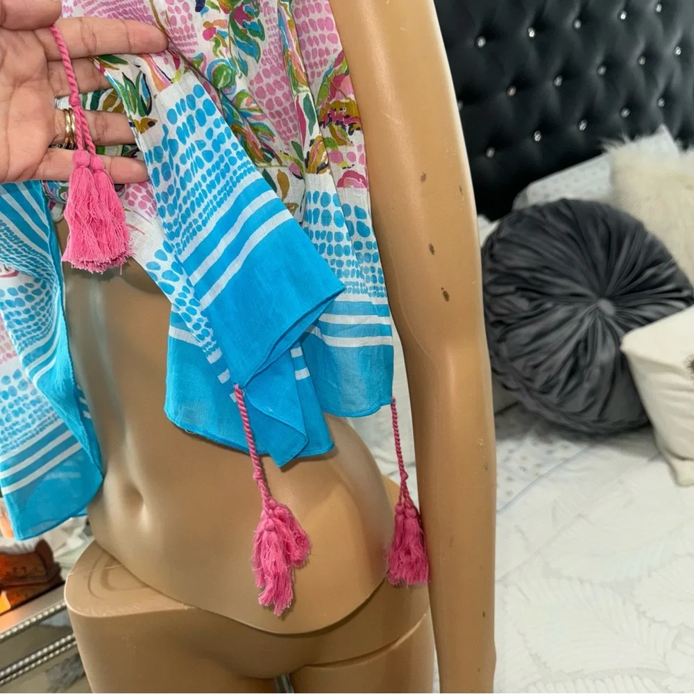 Charlie Paige NWT! Pink/ Multi Flamingo Print Scarf
Made In India - Picture 6 of 14